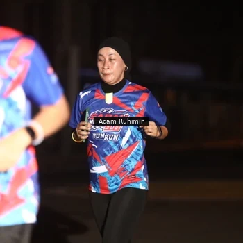 Runner Photo 6040737