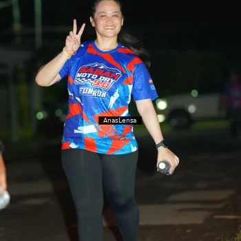 Runner Photo 6040762