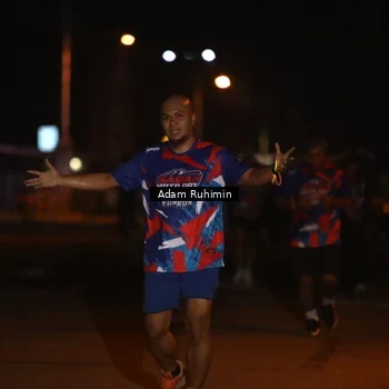 Runner Photo 6040784