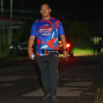 Runner Photo 6040817