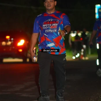 Runner Photo 6040856
