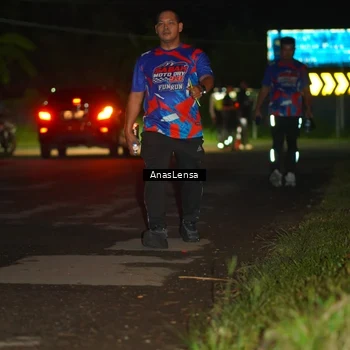 Runner Photo 6040858