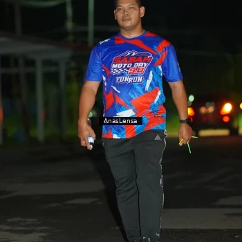 Runner Photo 6040870