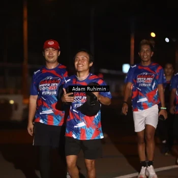 Runner Photo 6040871