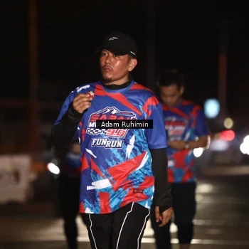 Runner Photo 6040894