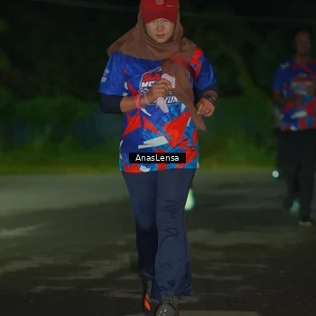 Runner Photo 6040907