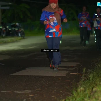 Runner Photo 6040918