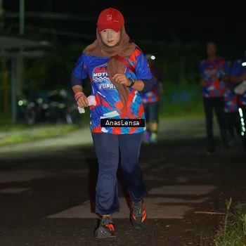 Runner Photo 6040937
