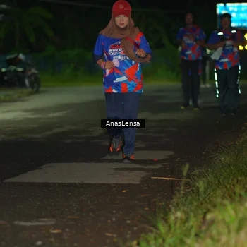Runner Photo 6040943