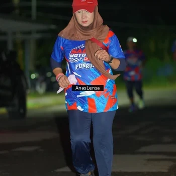 Runner Photo 6040965