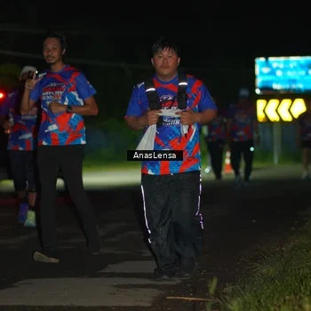 Runner Photo 6040973