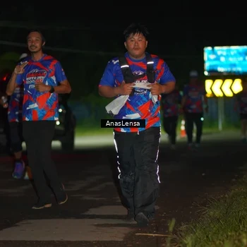 Runner Photo 6040978