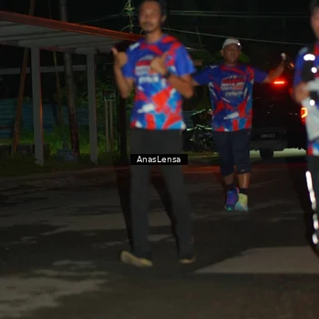 Runner Photo 6040980