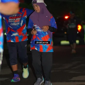 Runner Photo 6040981