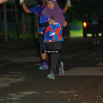 Runner Photo 6040987