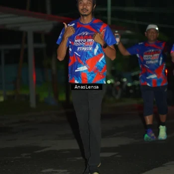 Runner Photo 6040988