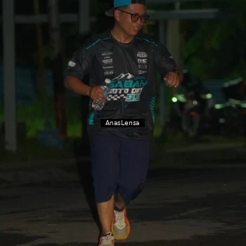 Runner Photo 6040994