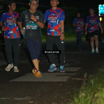 Runner Photo 6040999