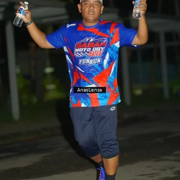 Runner Photo 6041004