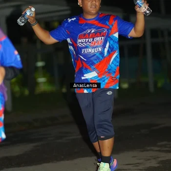 Runner Photo 6041009