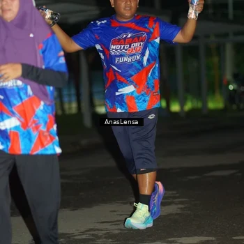Runner Photo 6041010