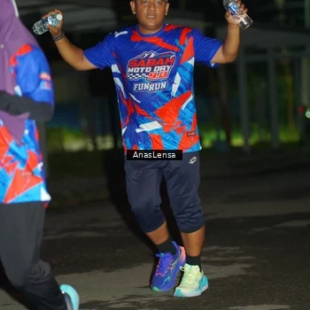 Runner Photo 6041011