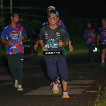 Runner Photo 6041016