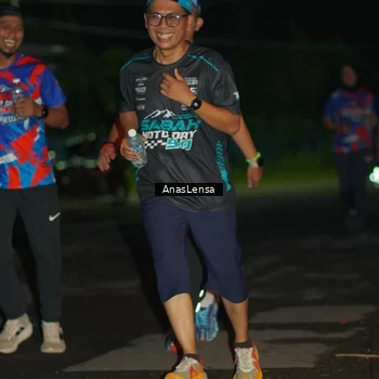 Runner Photo 6041017