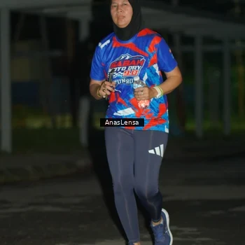 Runner Photo 6041035