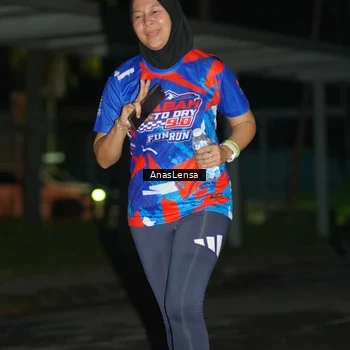 Runner Photo 6041043