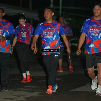 Runner Photo 6041058