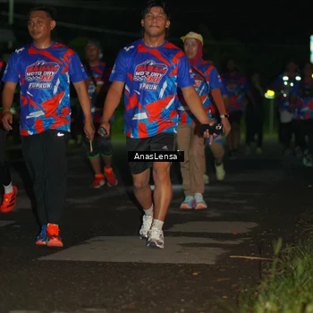 Runner Photo 6041061