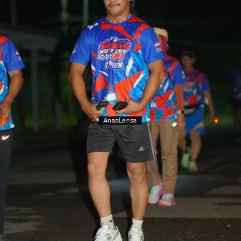 Runner Photo 6041064