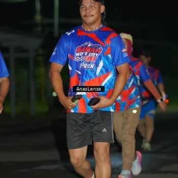 Runner Photo 6041065