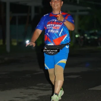 Runner Photo 6041070