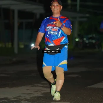 Runner Photo 6041073