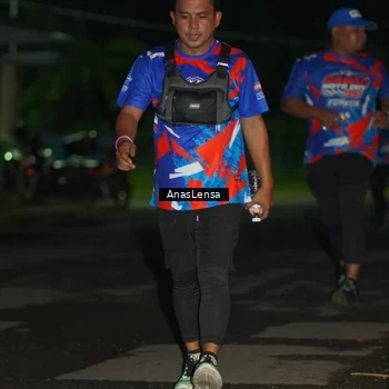 Runner Photo 6041101