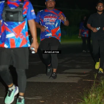 Runner Photo 6041107