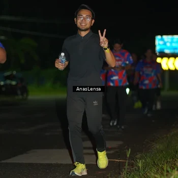 Runner Photo 6041113