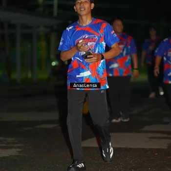 Runner Photo 6041129