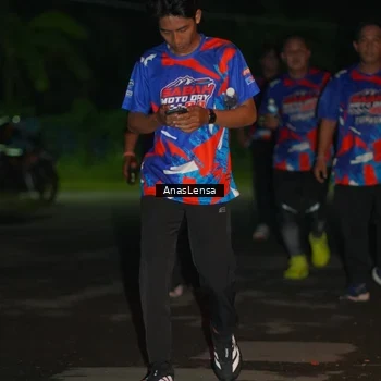Runner Photo 6041131