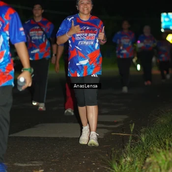 Runner Photo 6041147