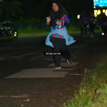 Runner Photo 6041154