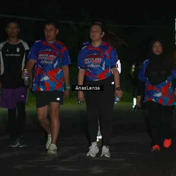 Runner Photo 6041164