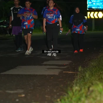 Runner Photo 6041166