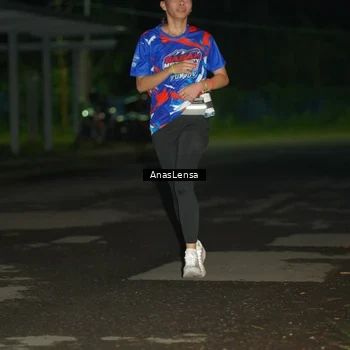 Runner Photo 6041183
