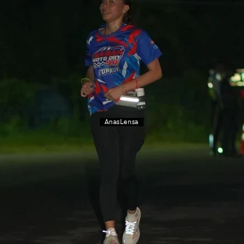 Runner Photo 6041185