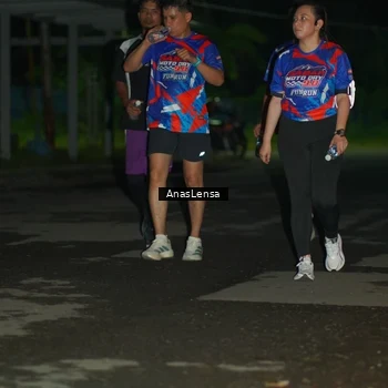 Runner Photo 6041187