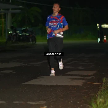 Runner Photo 6041214