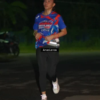Runner Photo 6041215